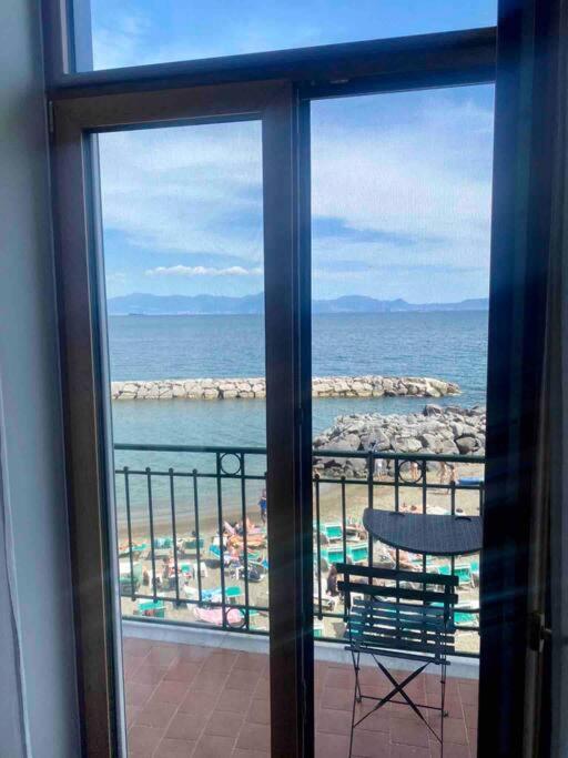 Вилла Il Richiamo Del Mare Неаполь Экстерьер фото