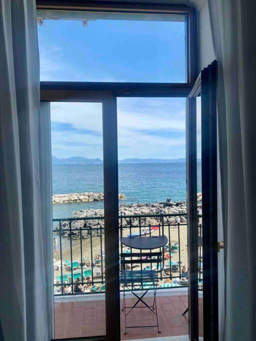 Вилла Il Richiamo Del Mare Неаполь Экстерьер фото