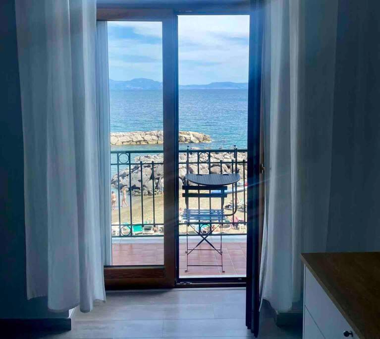 Вилла Il Richiamo Del Mare Неаполь Экстерьер фото